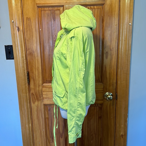 Forever 21 fluorescent spring jacket - Picture 4 of 8